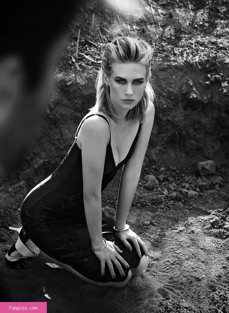 January Jones - Photo #123