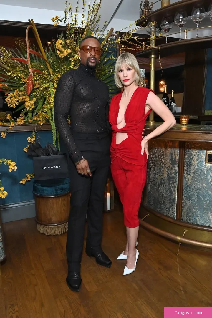 January Jones - Photo #93