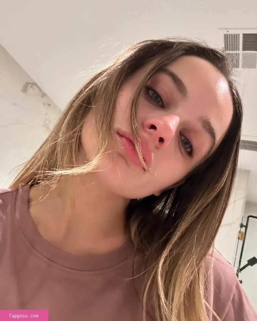 joey_king