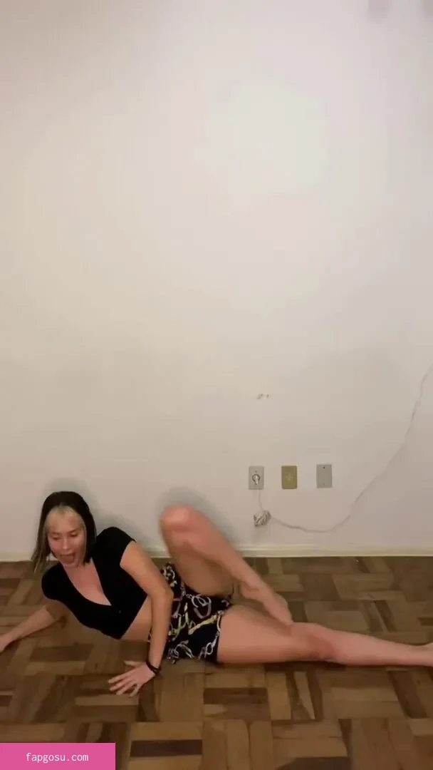 Julia K Barni
