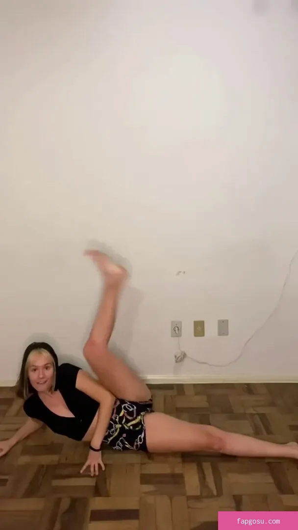 Julia K Barni