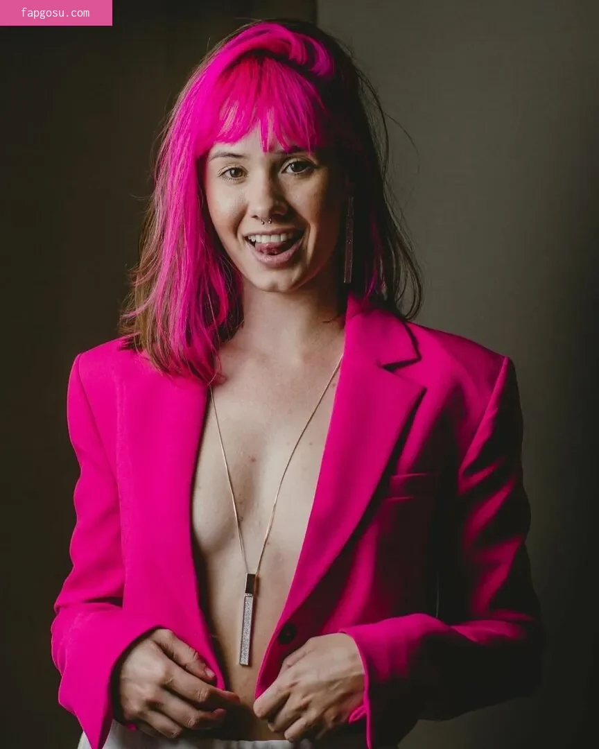 Julia K Barni