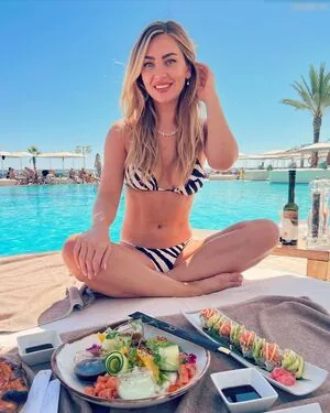 Jana-Maria Herz content