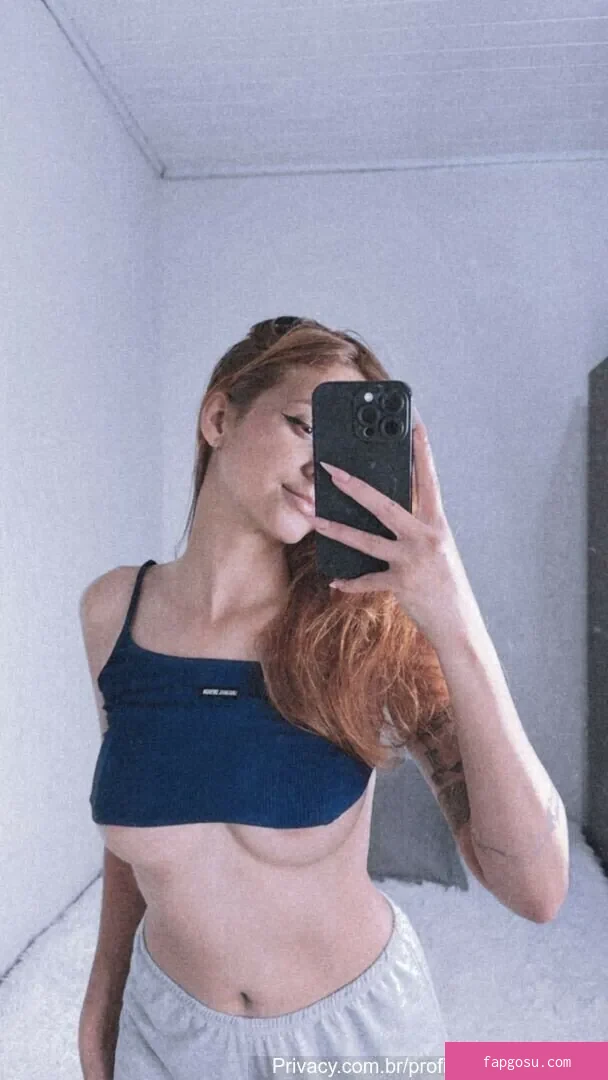 Julia Macedo
