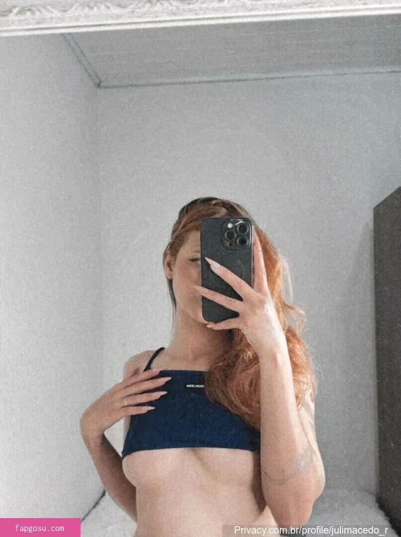 Julia Macedo