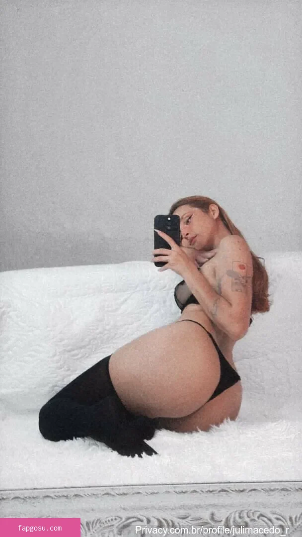 Julia Macedo