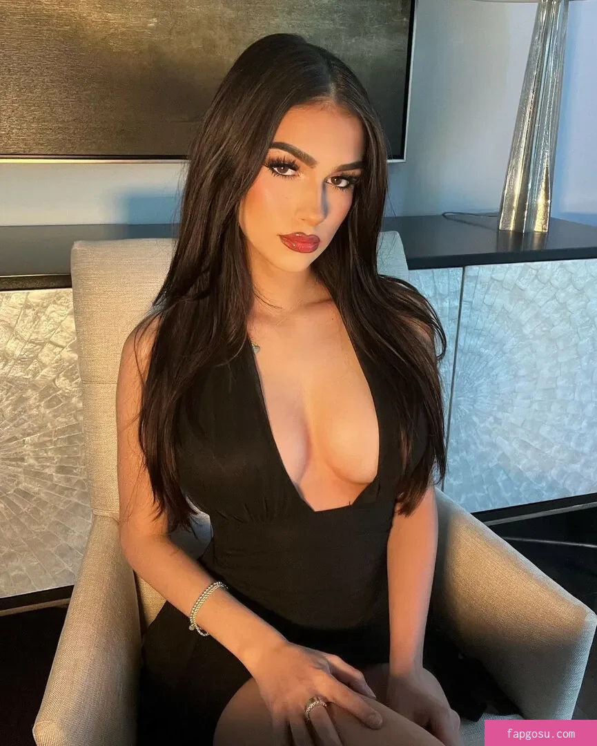 Julia Merekoulias