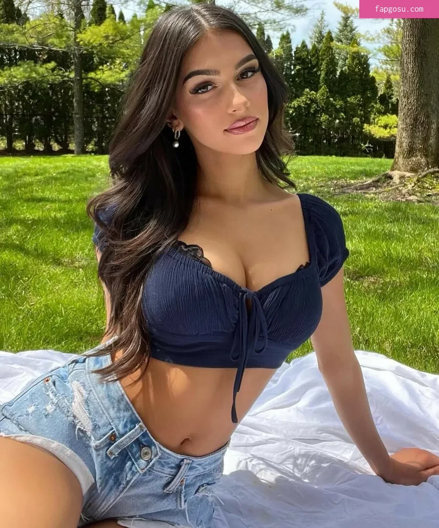 Julia Merekoulias