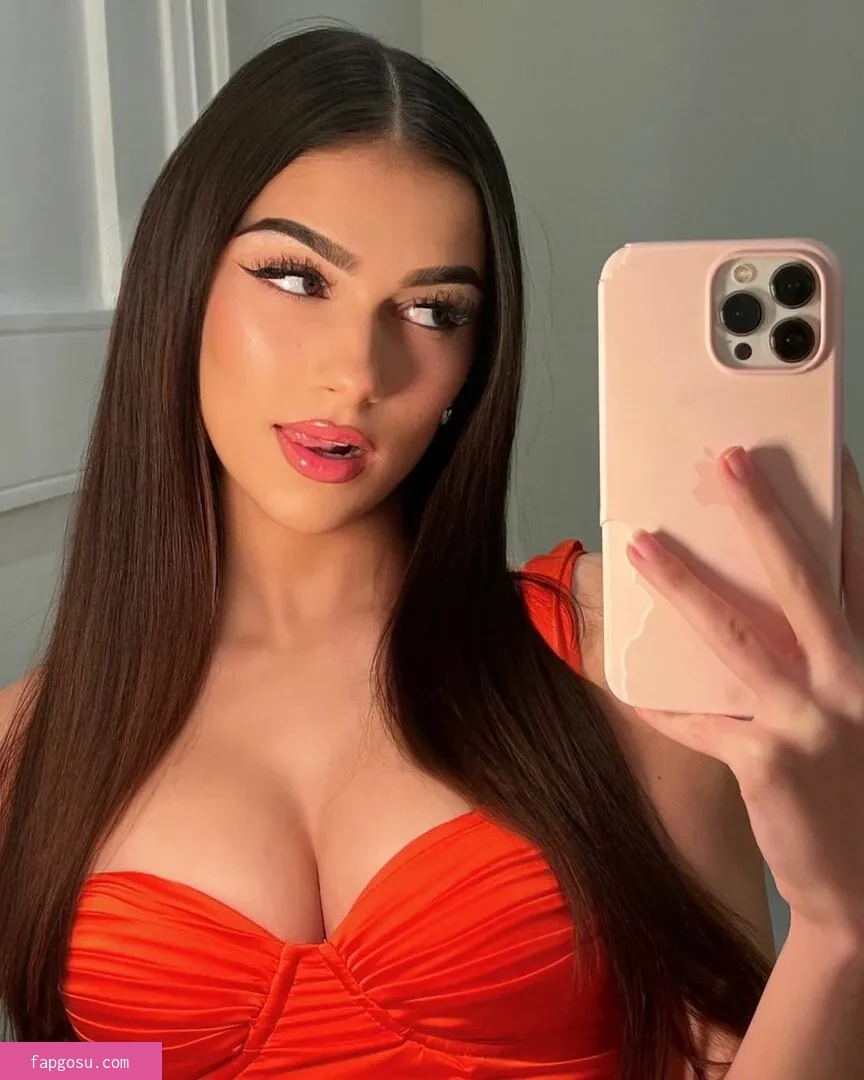Julia Merekoulias