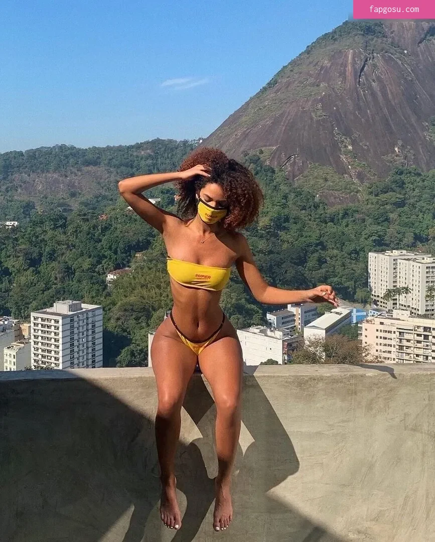 Juliana Nalu
