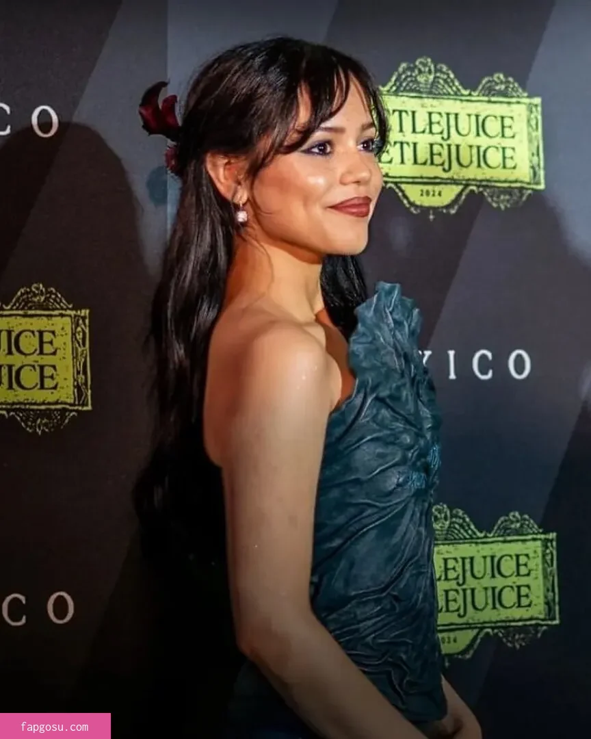 Jenna Ortega - Photo #1287