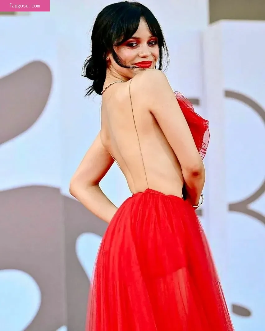 Jenna Ortega - Photo #1588