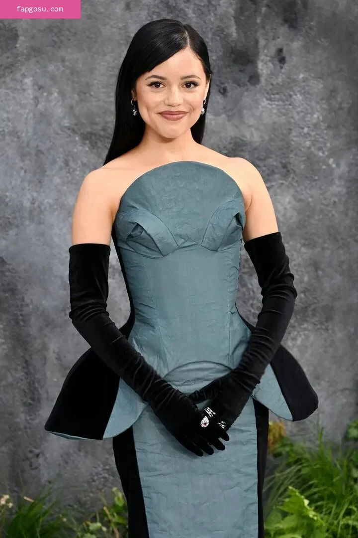 Jenna Ortega - Photo #1949