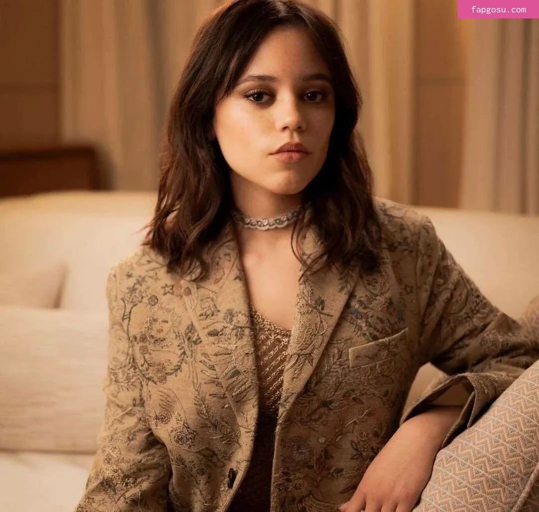 Jenna Ortega - Photo #434