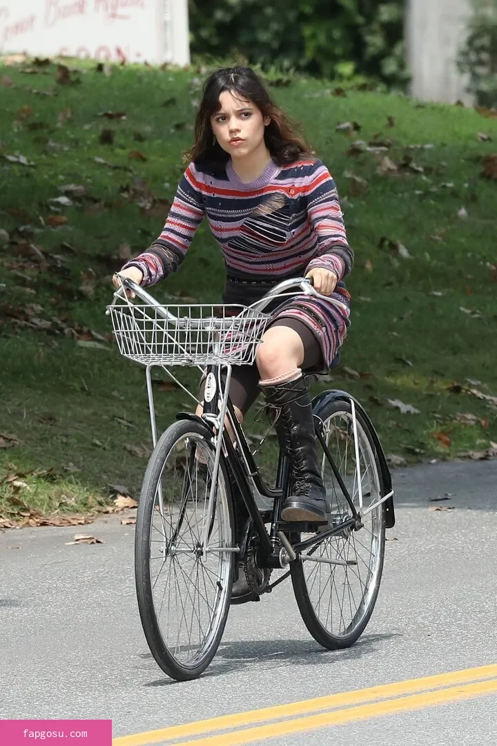 Jenna Ortega - Photo #768