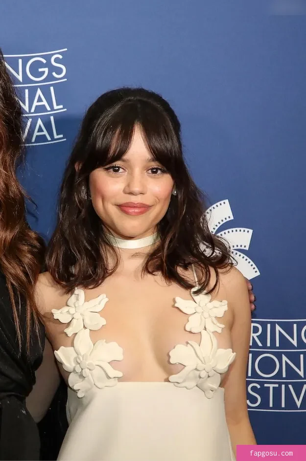 Jenna Ortega - Photo #899