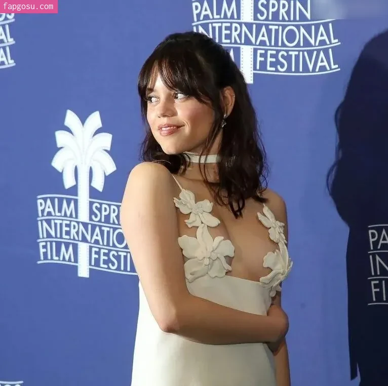 Jenna Ortega - Photo #904