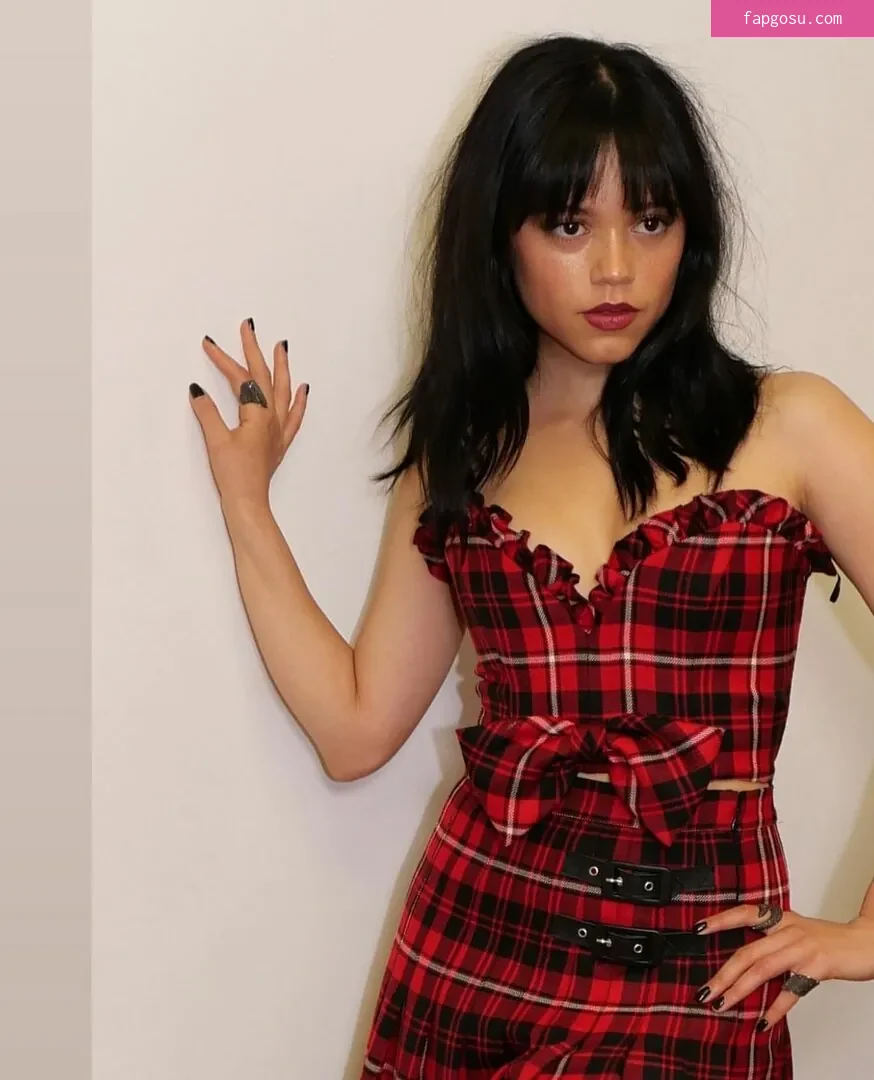 Jenna Ortega - Photo #978