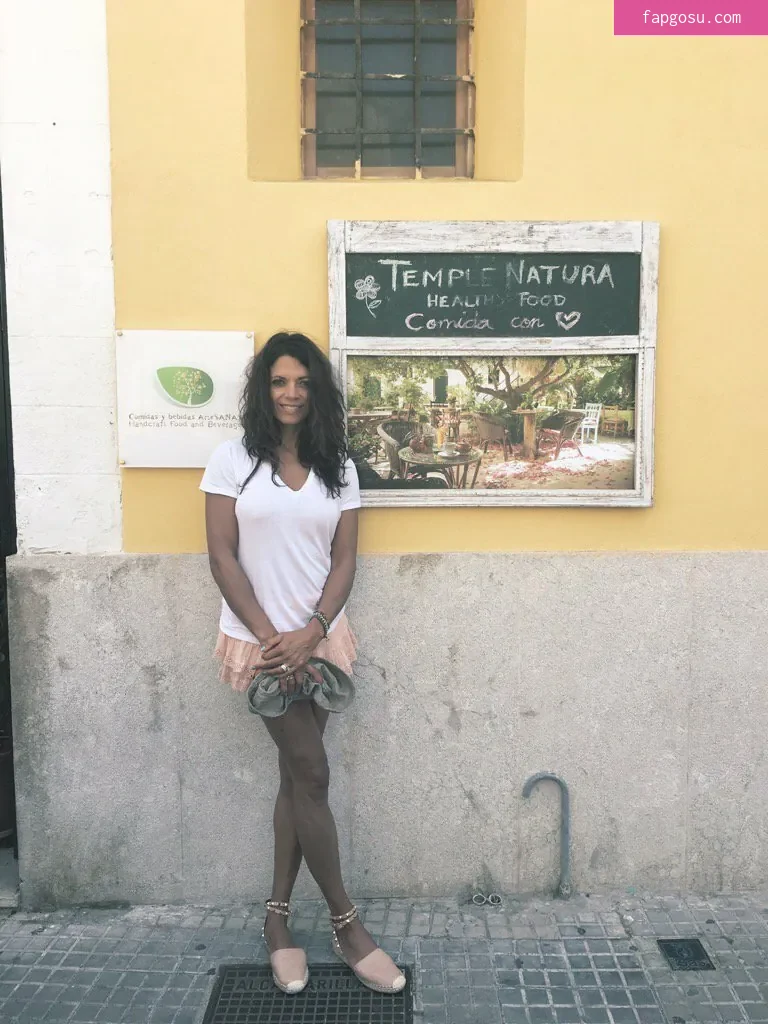 Jenny Powell