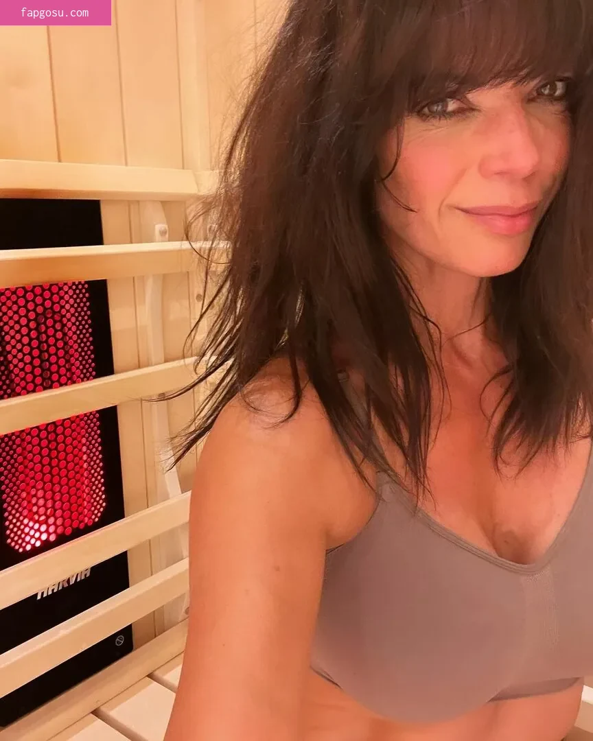 Jenny Powell