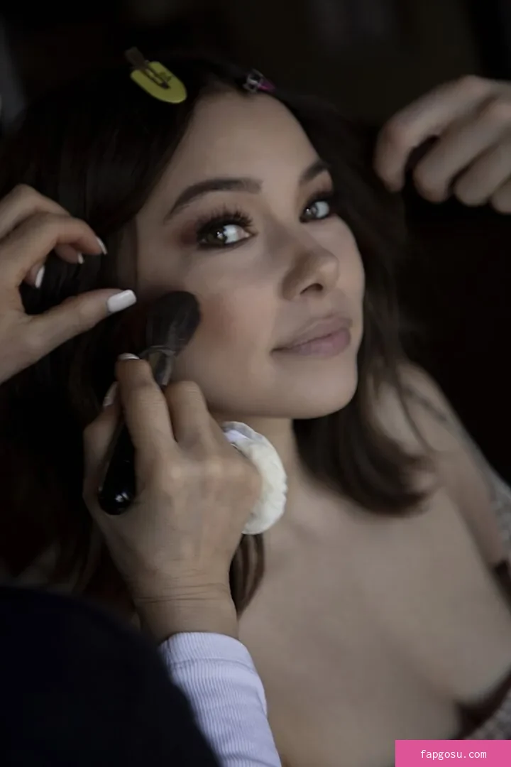 Jessica Parker Kennedy
