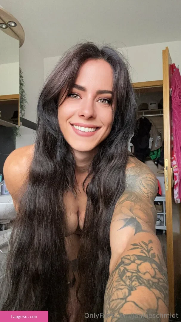 Janine Schmidt