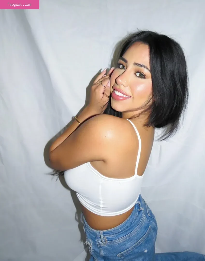 Jazmine Salazar