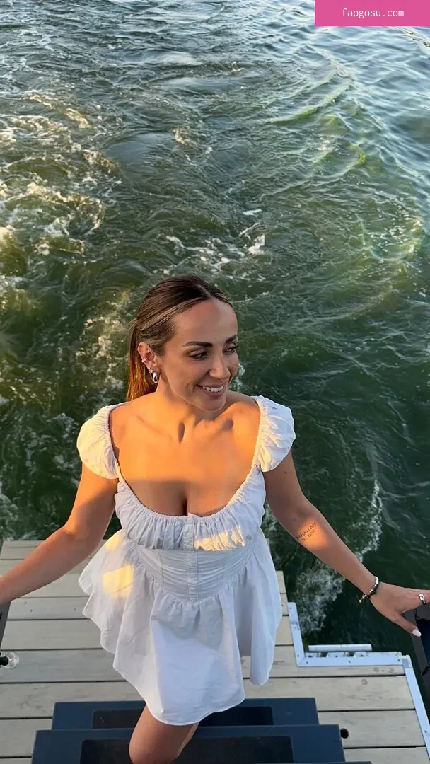 Jennifer Saro