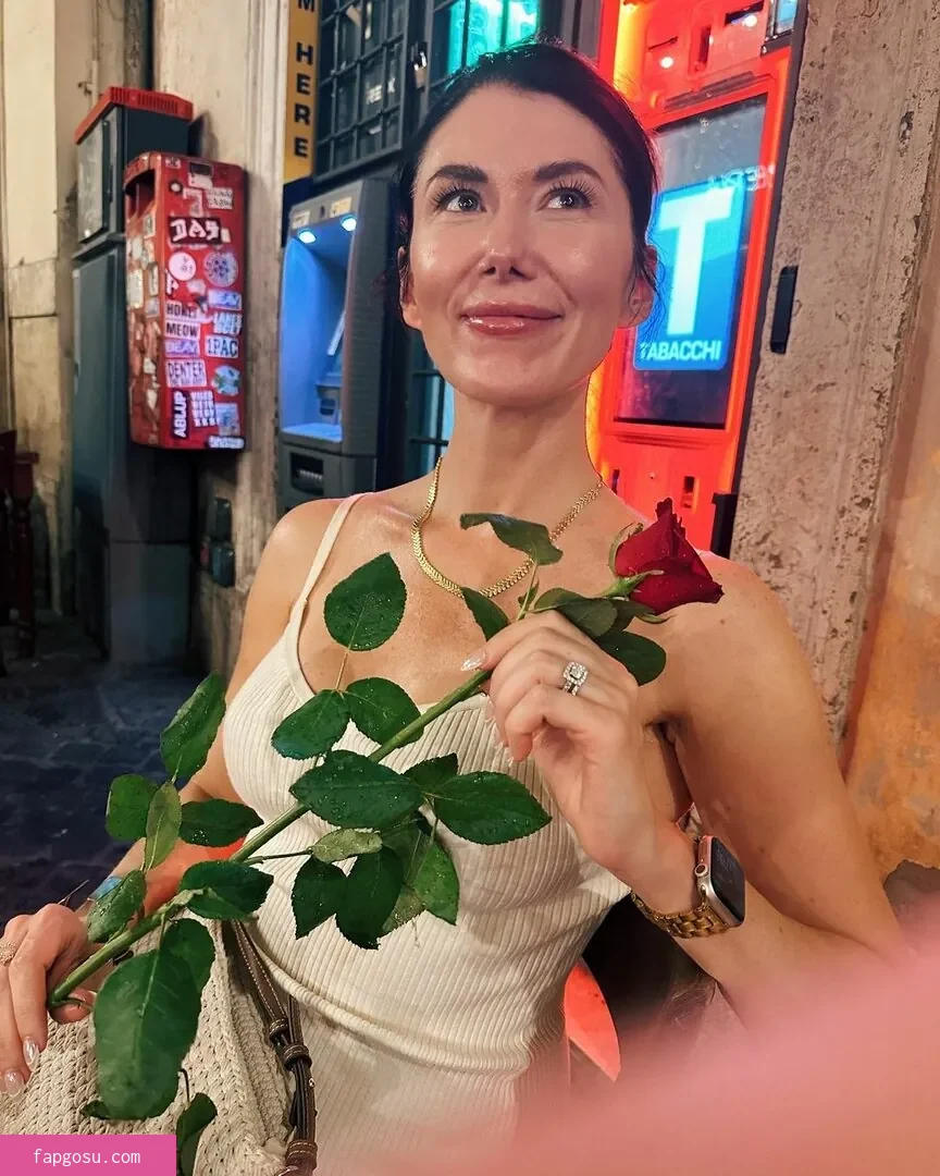 Jewel Staite