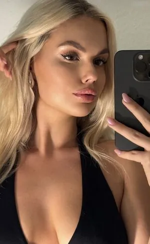 Julia.sbd content