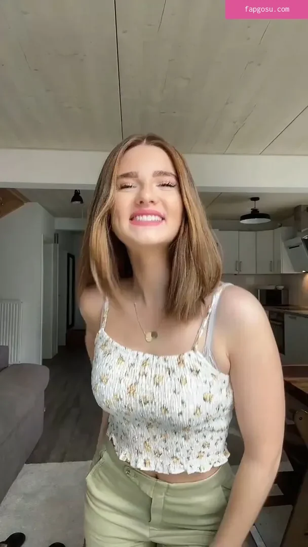 Julia Schulze