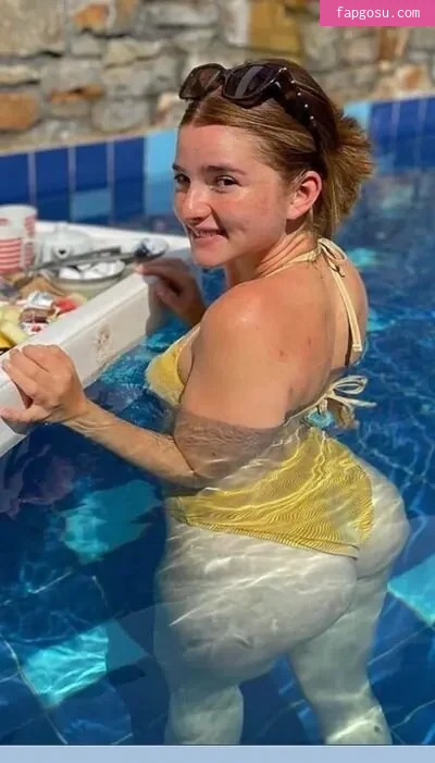 Julia Schulze
