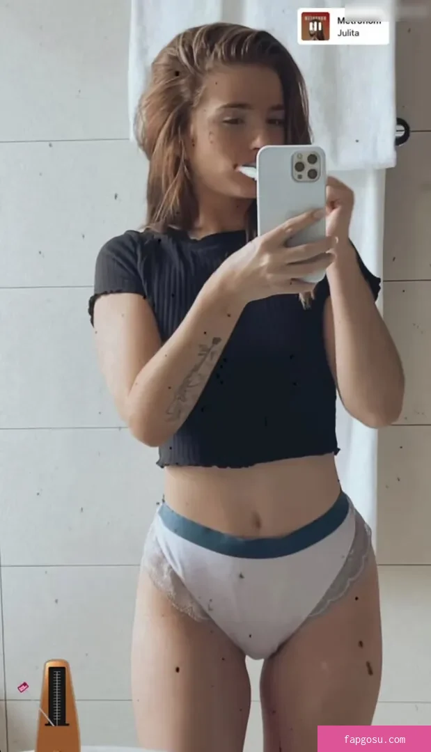 Julia Schulze