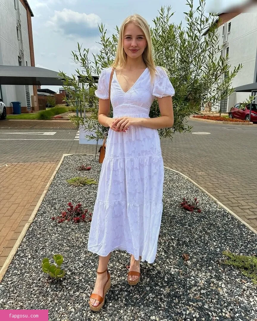Juliet Small