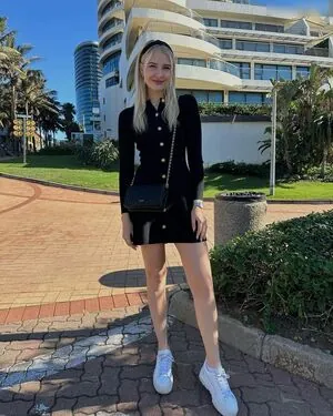 Juliet Small content