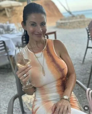 Janina Tregambe content
