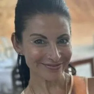 Janina Tregambe