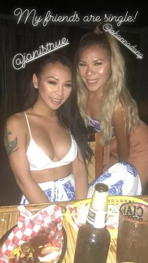 Janis True content