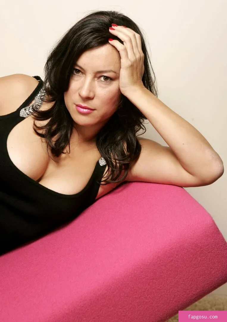 Jennifer Tilly