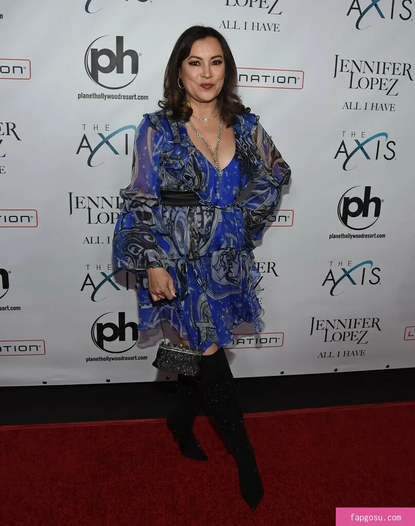 Jennifer Tilly