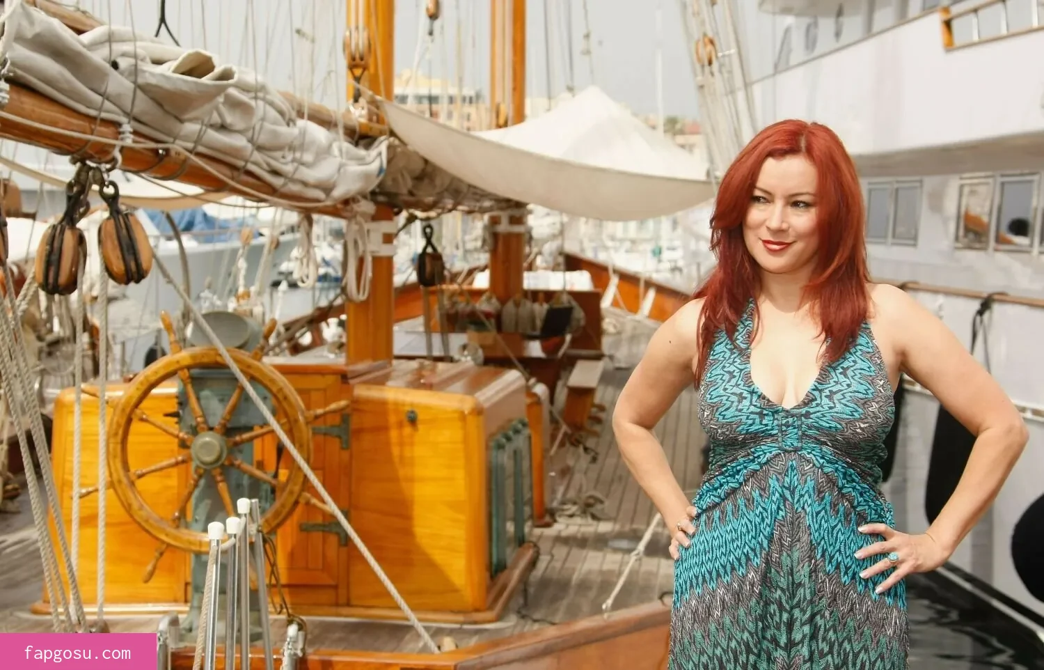 Jennifer Tilly