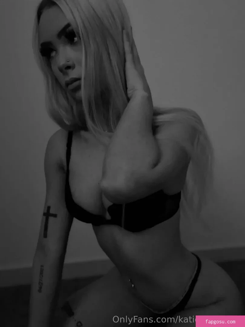katiewarren18