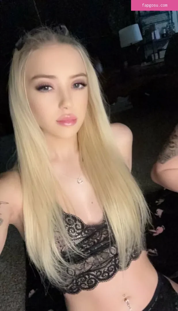 katiewarren18