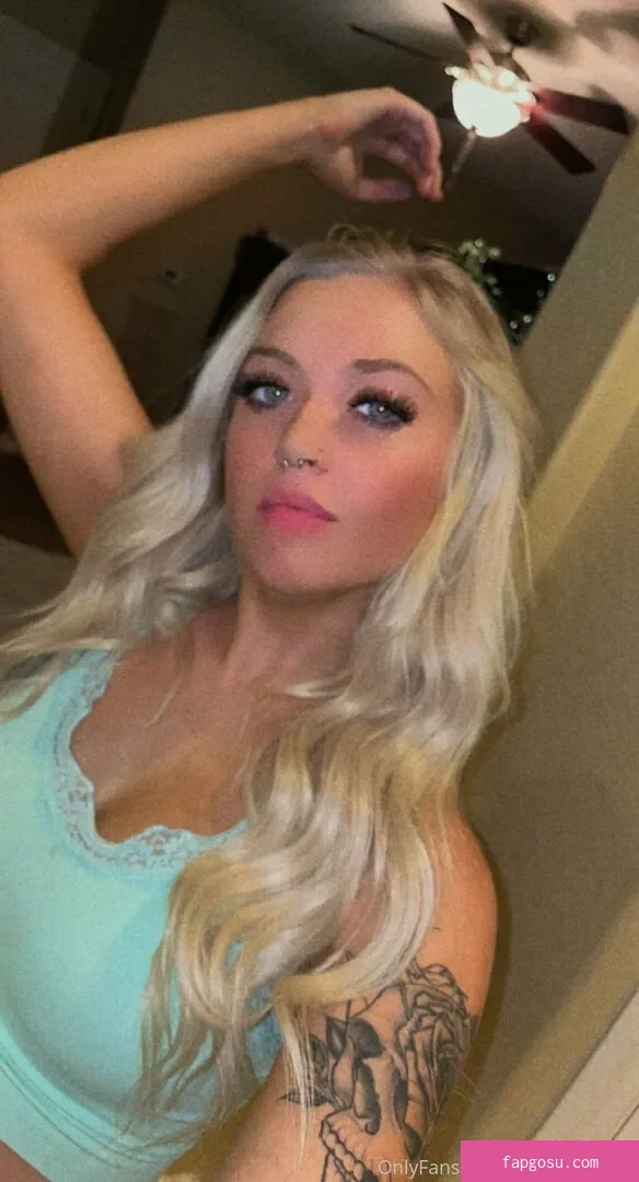 katiewarren18