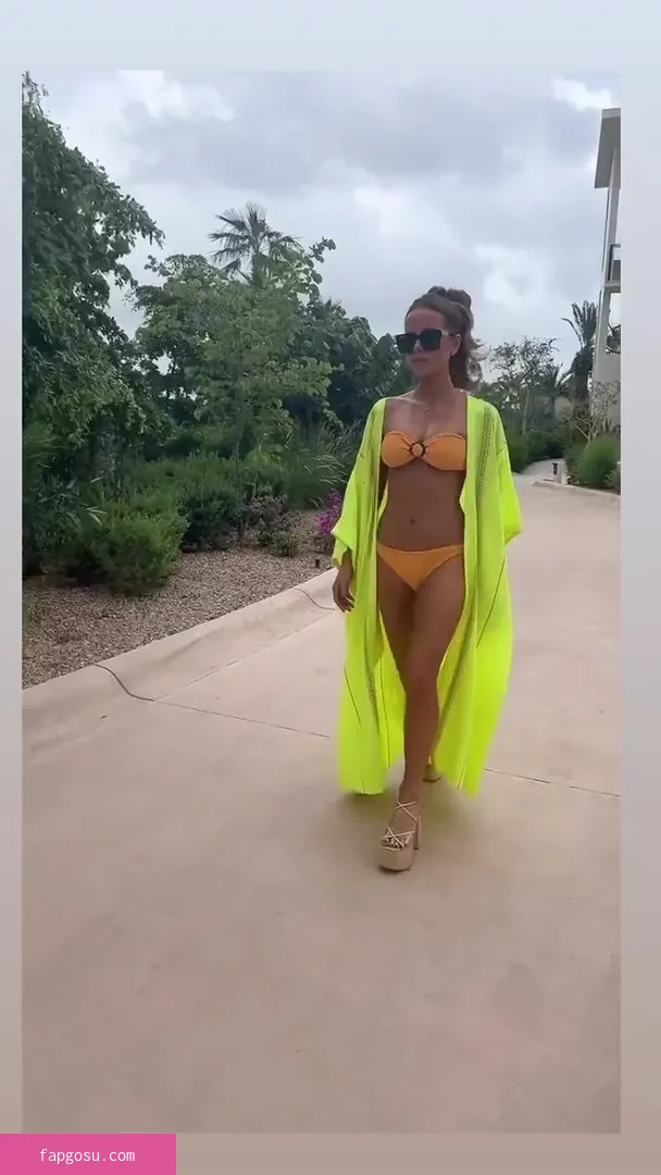 Kate Beckinsale