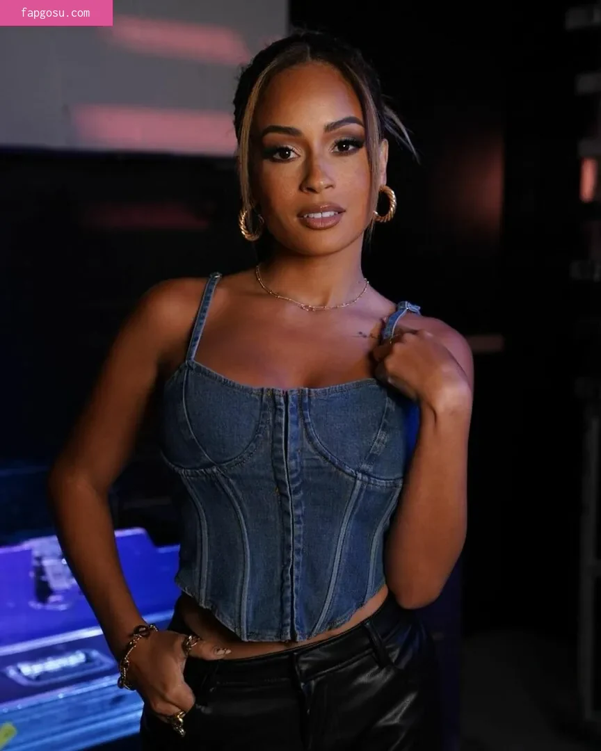 Kayla Braxton