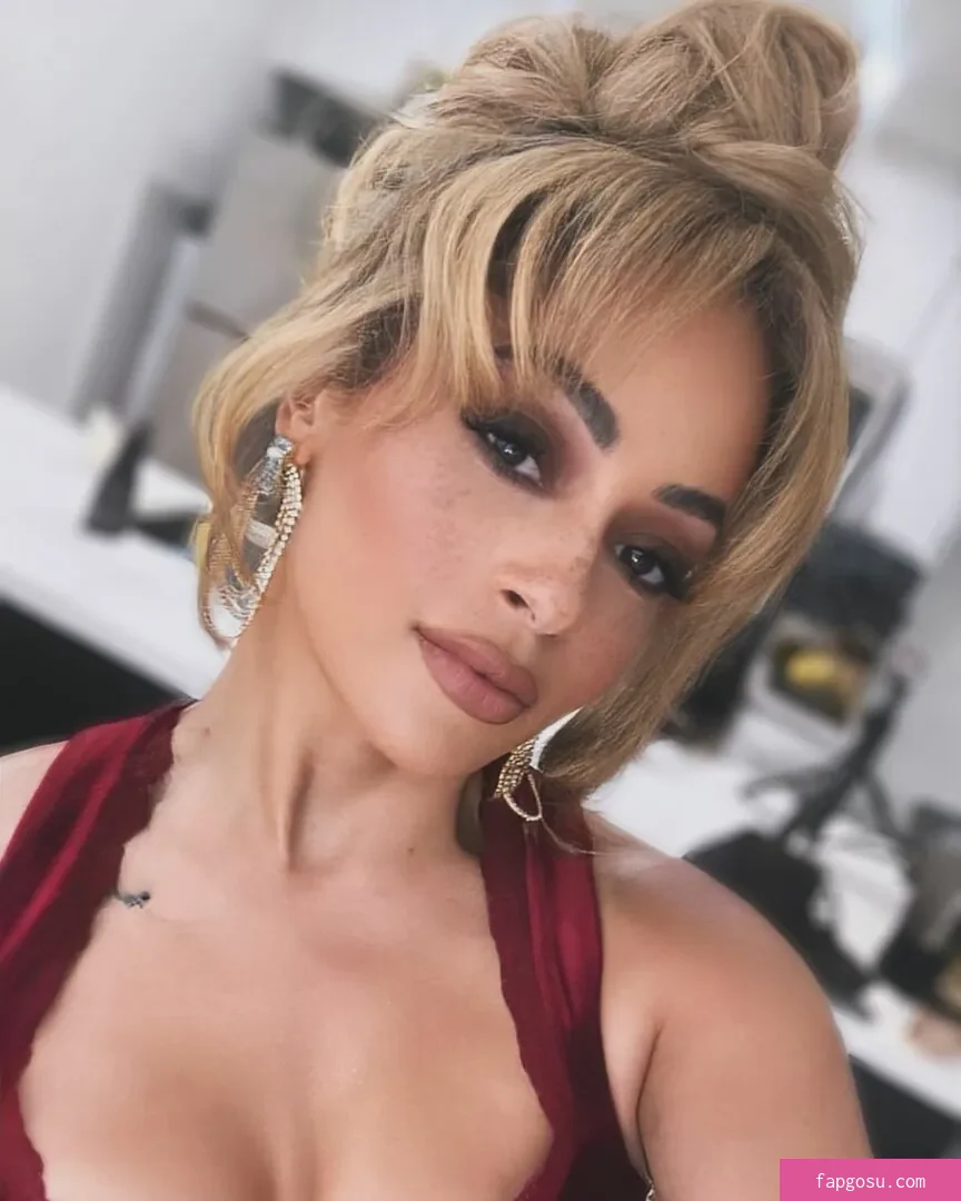 Kayla Braxton