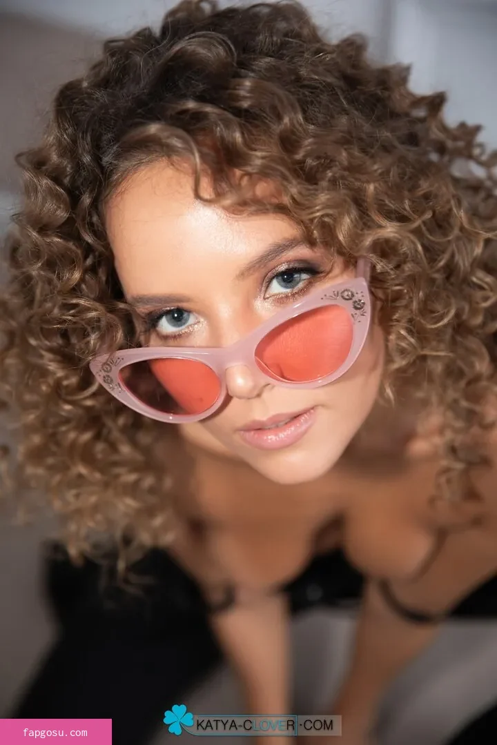 Katya Clover - Photo #1373