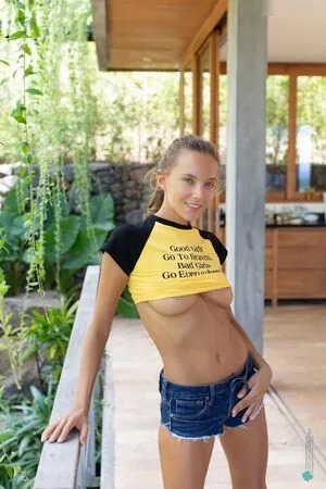 Katya Clover