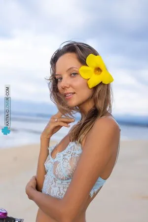 Katya Clover